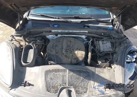 2020 Porsche Macan from USA, damaged, VIN WP1AA2A58LLB03143